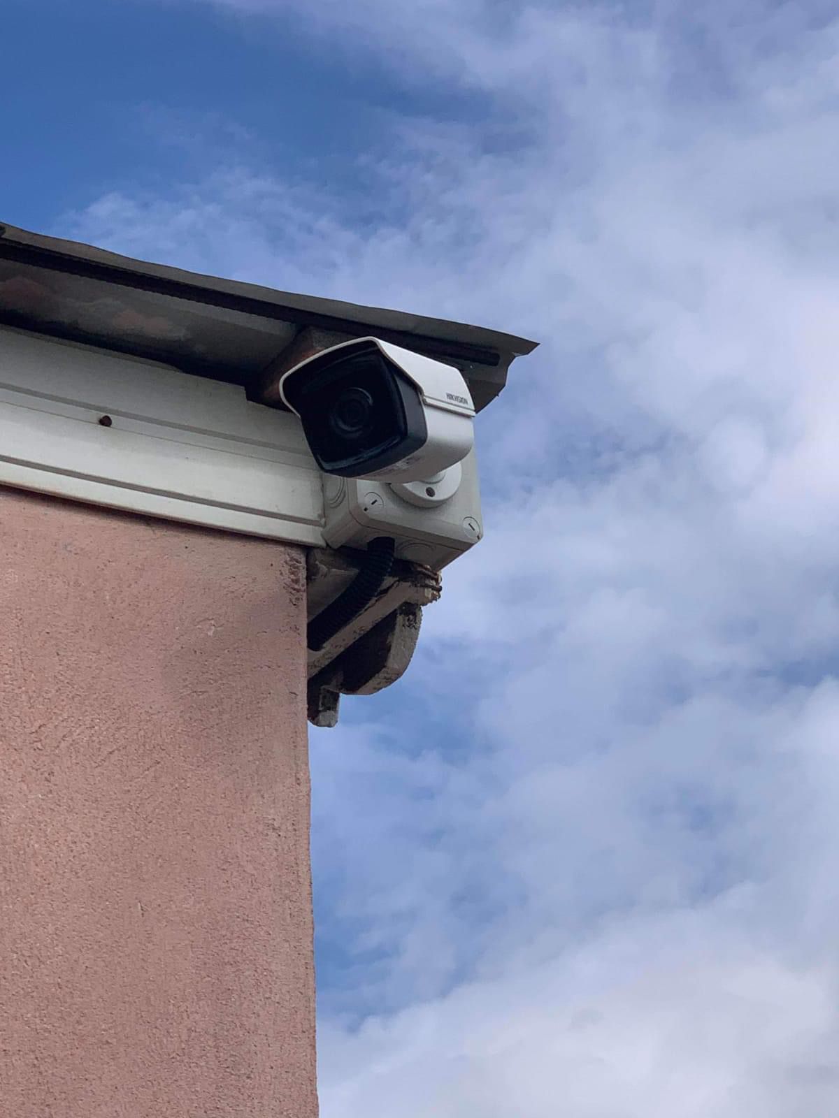 Home - Sisteme de securitate in Iasi 13 Interfonie video