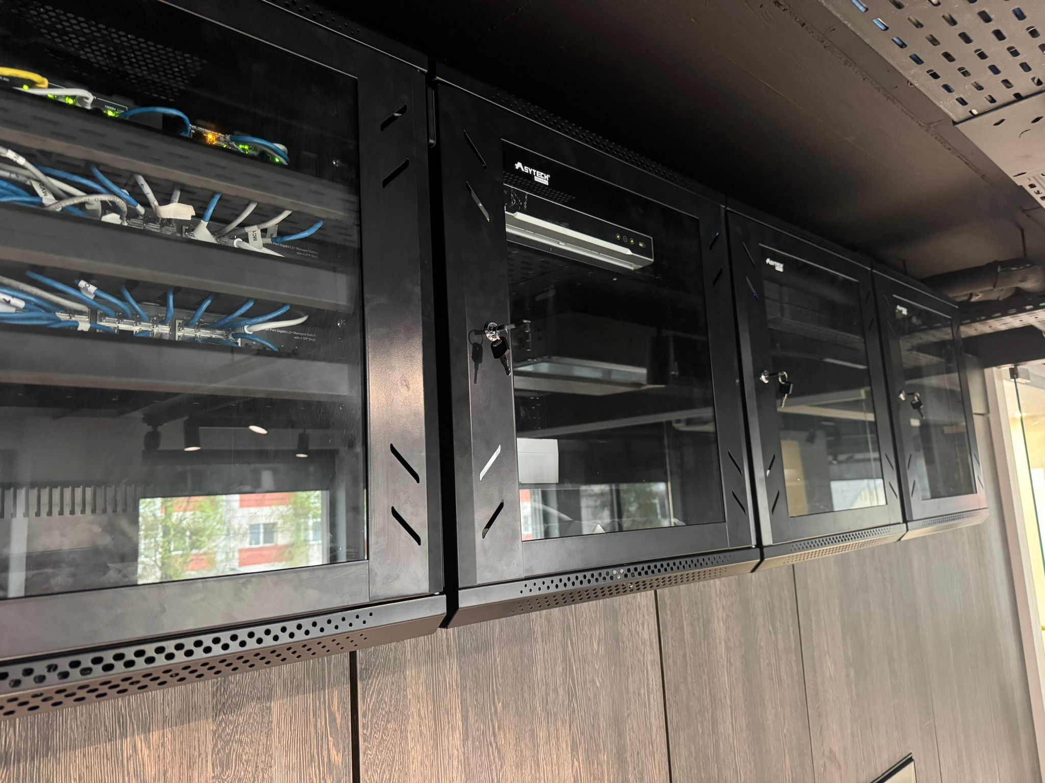 Home - Sisteme de securitate in Iasi 25 4